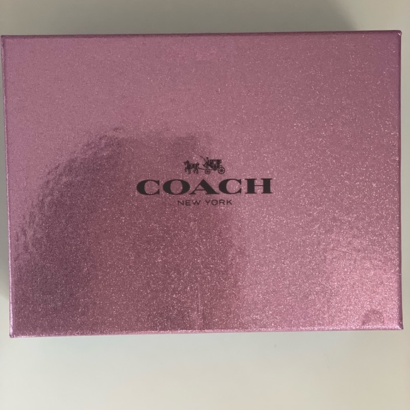 NWOT AUTHENTIC!!💎👜 Coach Corner Zip Wristlet BRAND NEW!! - Picture 8 of 8